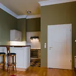 Louisa's Place Отель