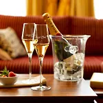 Louisa's Place Отель Берлин
