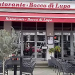 Отель Louisa's Place 5*