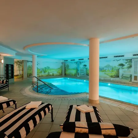 루이자 플레이스 호텔 5*