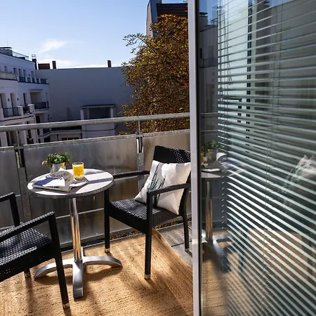 Louisa's Place Hotel