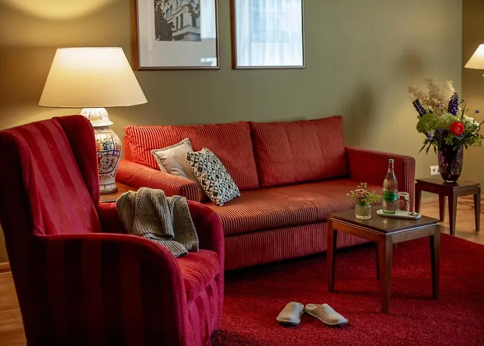 Louisa's Place Hotel