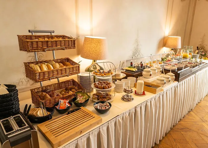 Louisa's Place Hotel