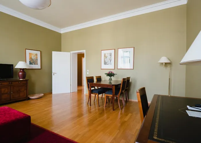 Louisa's Place Otel 5*