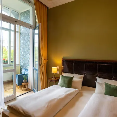 Louisa's Place 5* Berlino