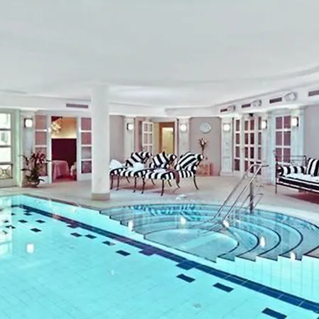 Louisa's Place 5* Berlino